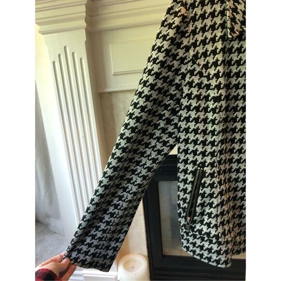 Amber Sun Women’s Black and Gray Collared Zip Up Jacket Size L - Picture 3 of 7